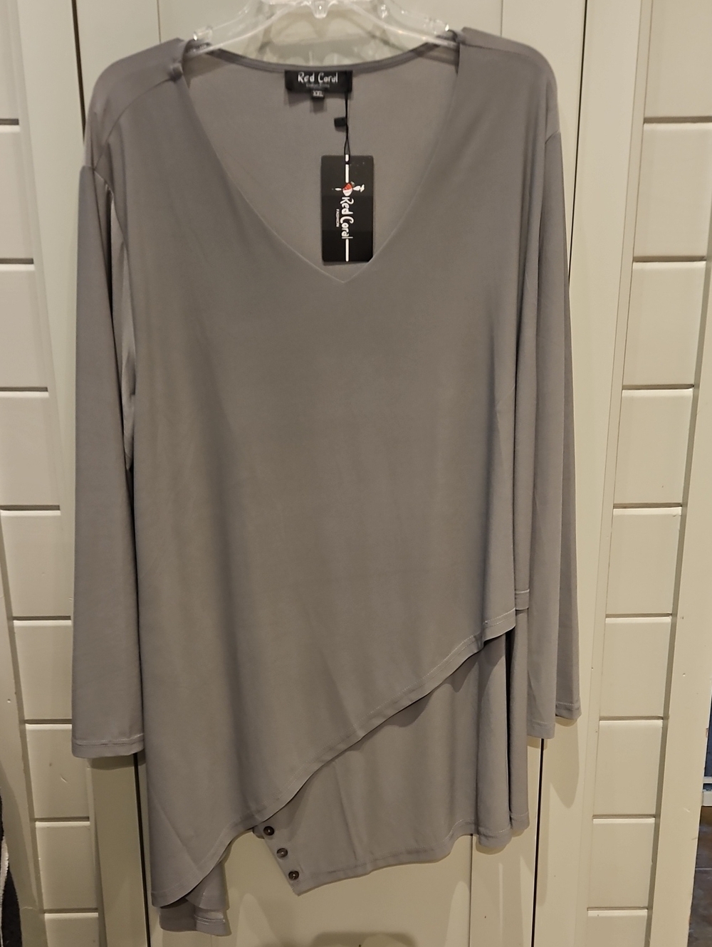 RED CORAL NWT Grey Asymmetric V-Neck Long Sleeve Tunic SzXXL